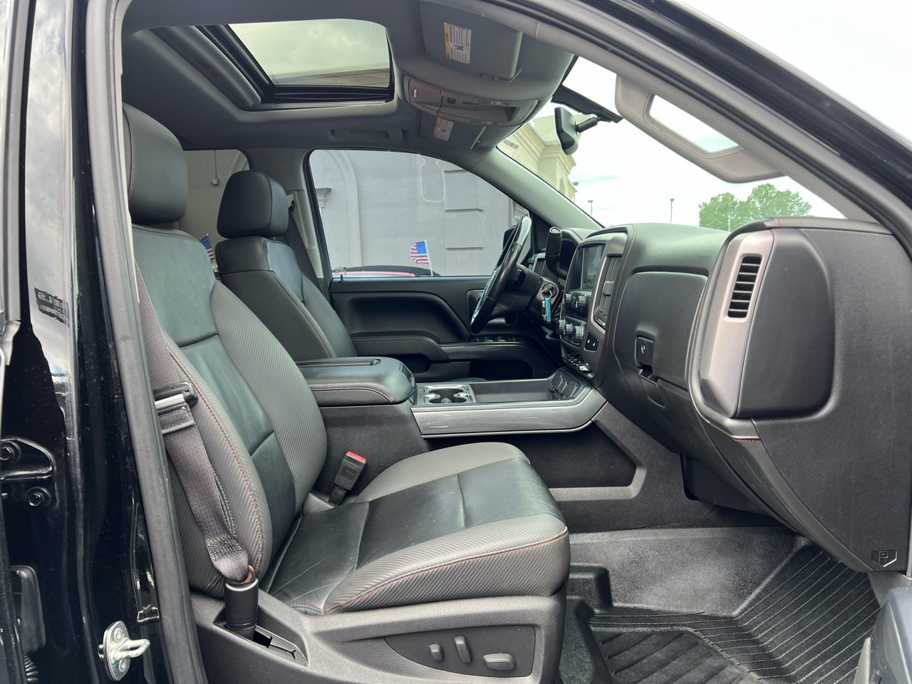 GMC Sierra 1500 SLT Crew Cab Long Box 4WD 2017