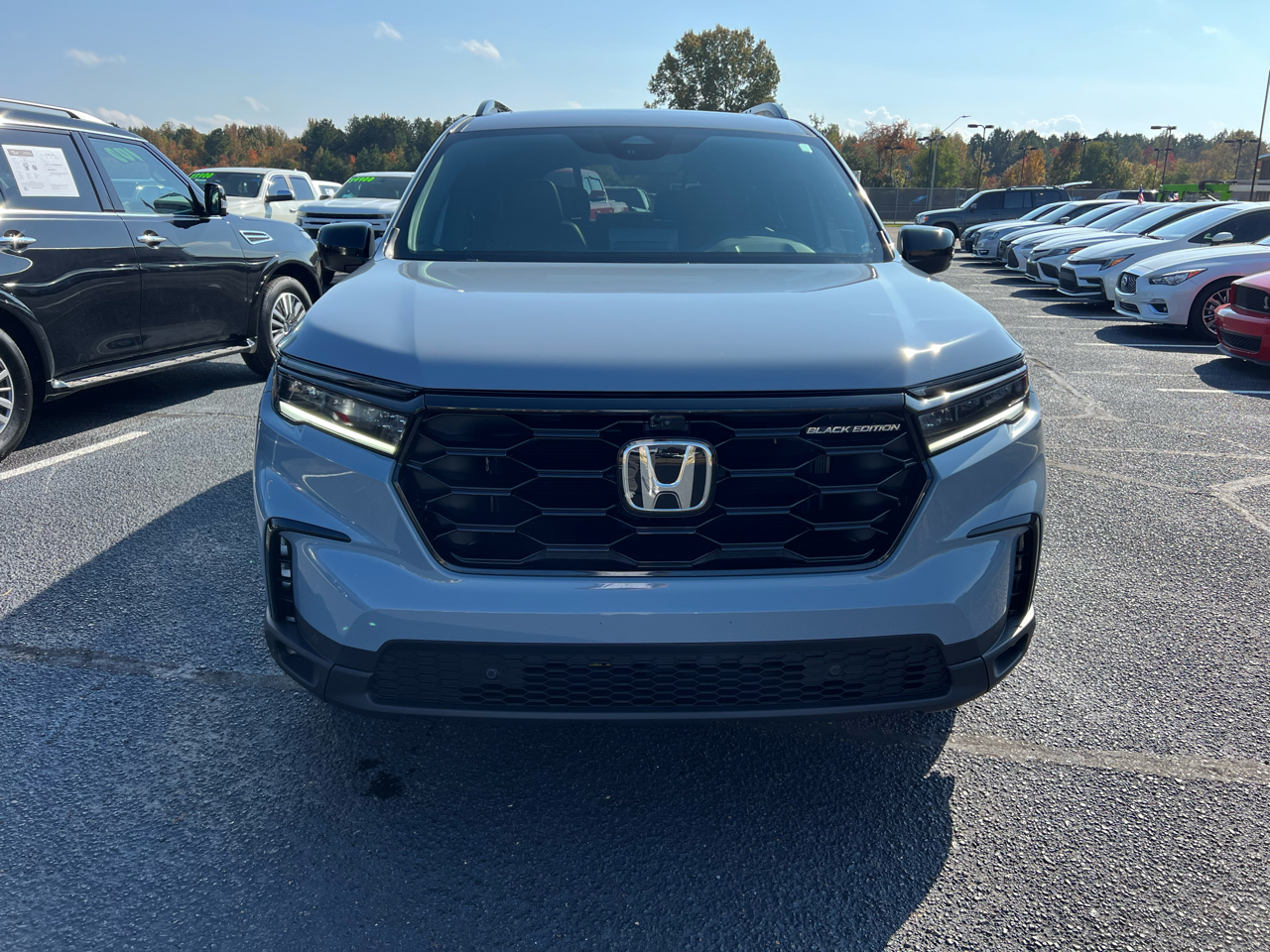 2025 Honda Pilot Black Edition photo 3