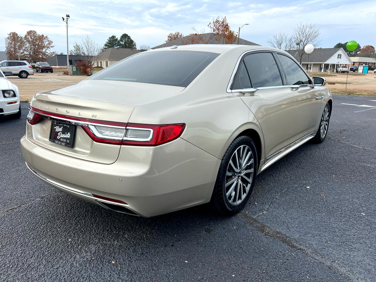 Lincoln Continental Select 2017