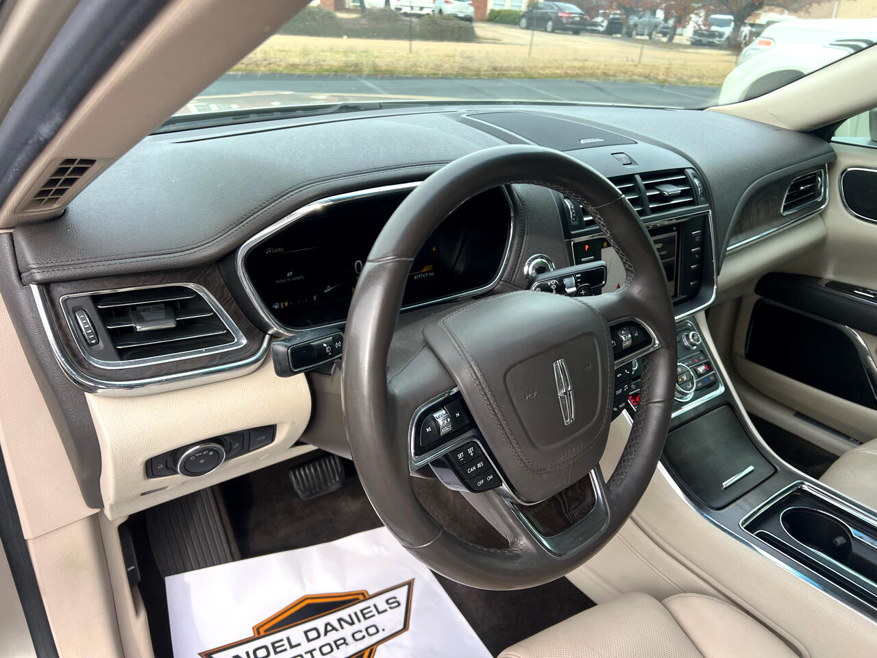 Lincoln Continental Select 2017