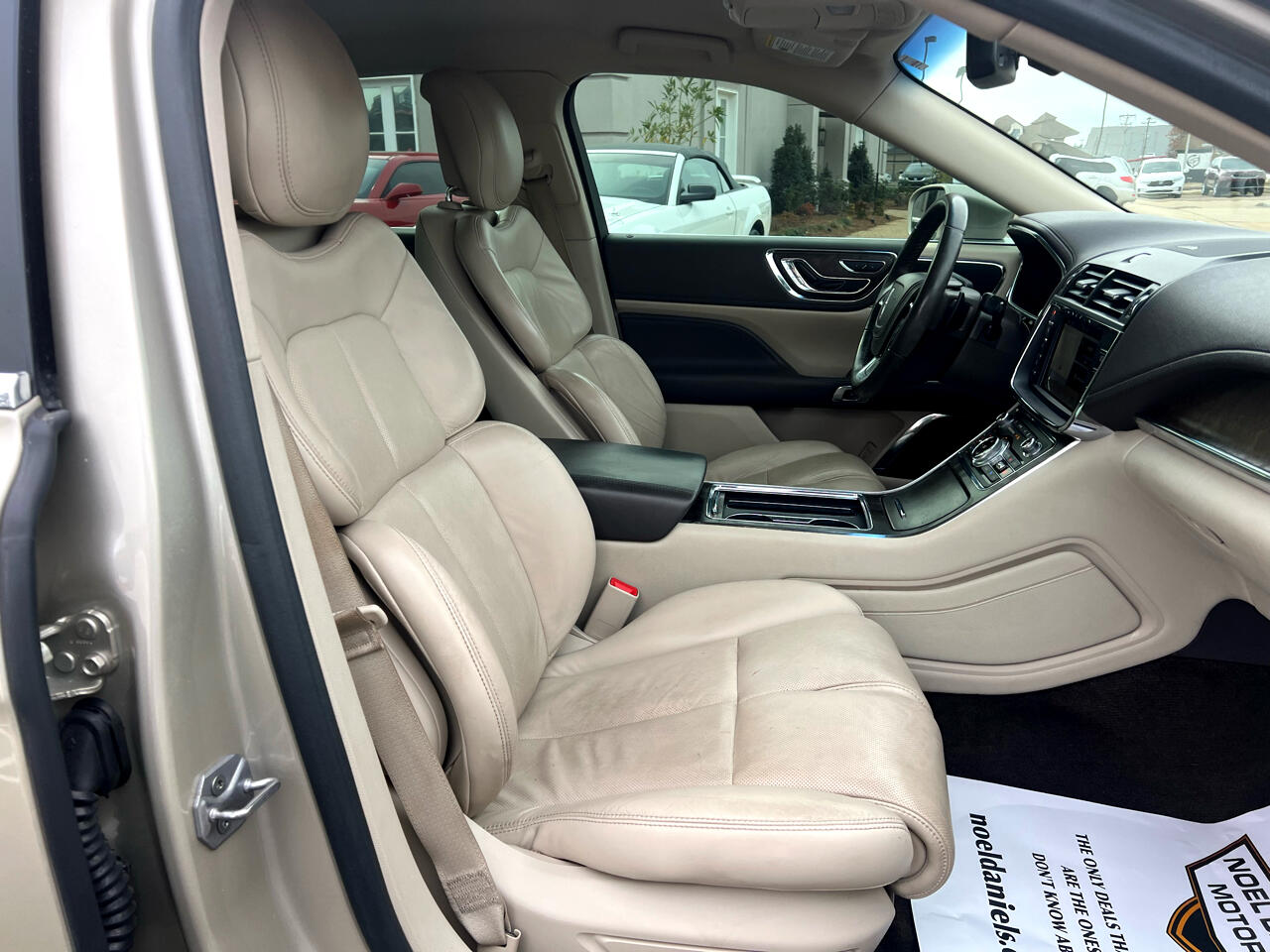 Lincoln Continental Select 2017