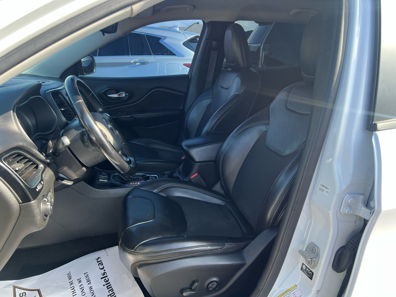 Jeep Cherokee Latitude Plus FWD 2021