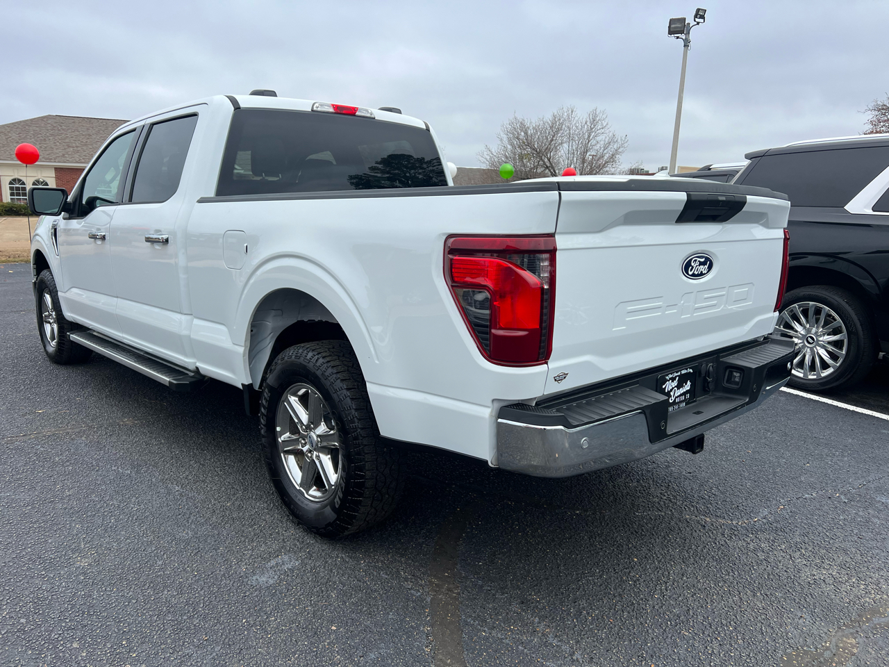 Ford F-150 XLT SuperCrew 4WD 2025