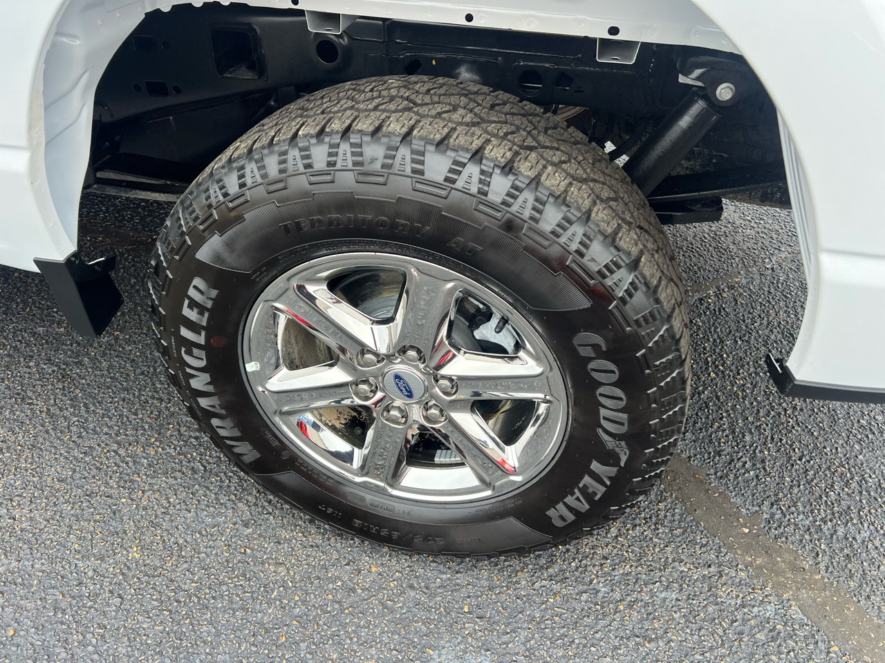 Ford F-150 XLT SuperCrew 4WD 2025