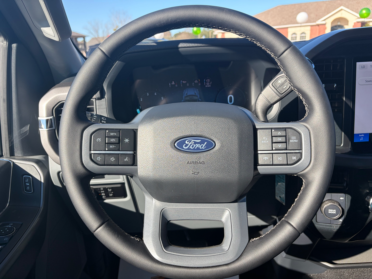 Ford F-150 XLT SuperCrew 6.5-ft Box 4WD 2025