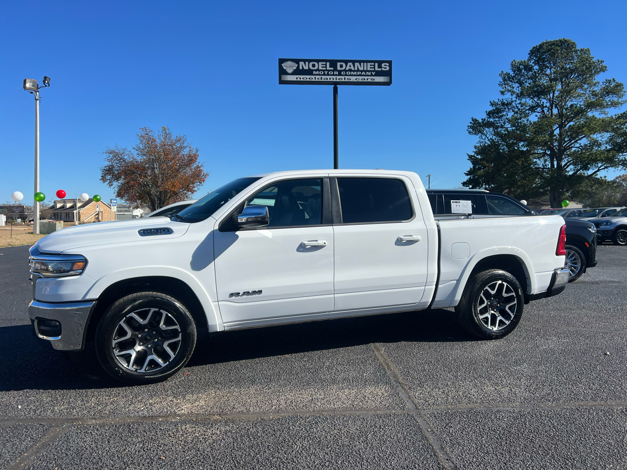 2025 RAM Ram 1500 Pickup Laramie's photo
