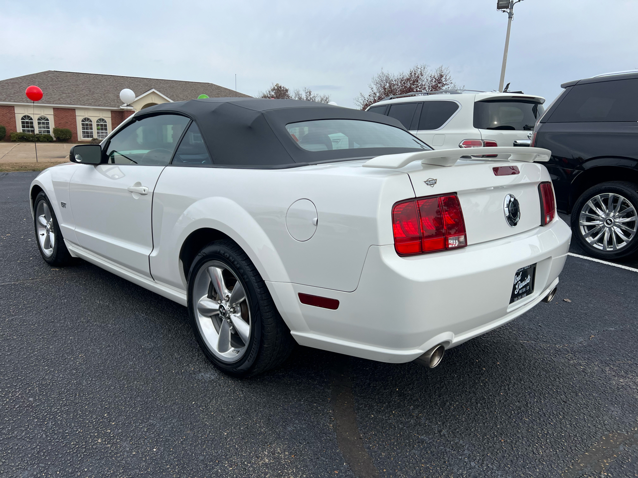 Ford Mustang GT Deluxe Convertible 2007