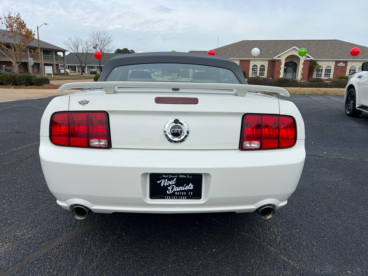 Ford Mustang GT Deluxe Convertible 2007