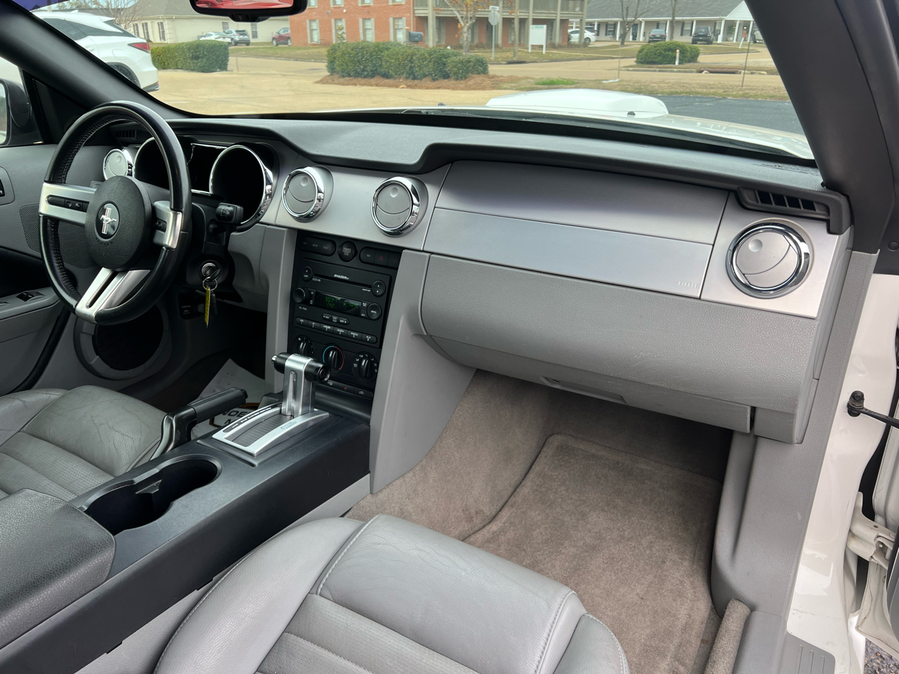 Ford Mustang GT Deluxe Convertible 2007