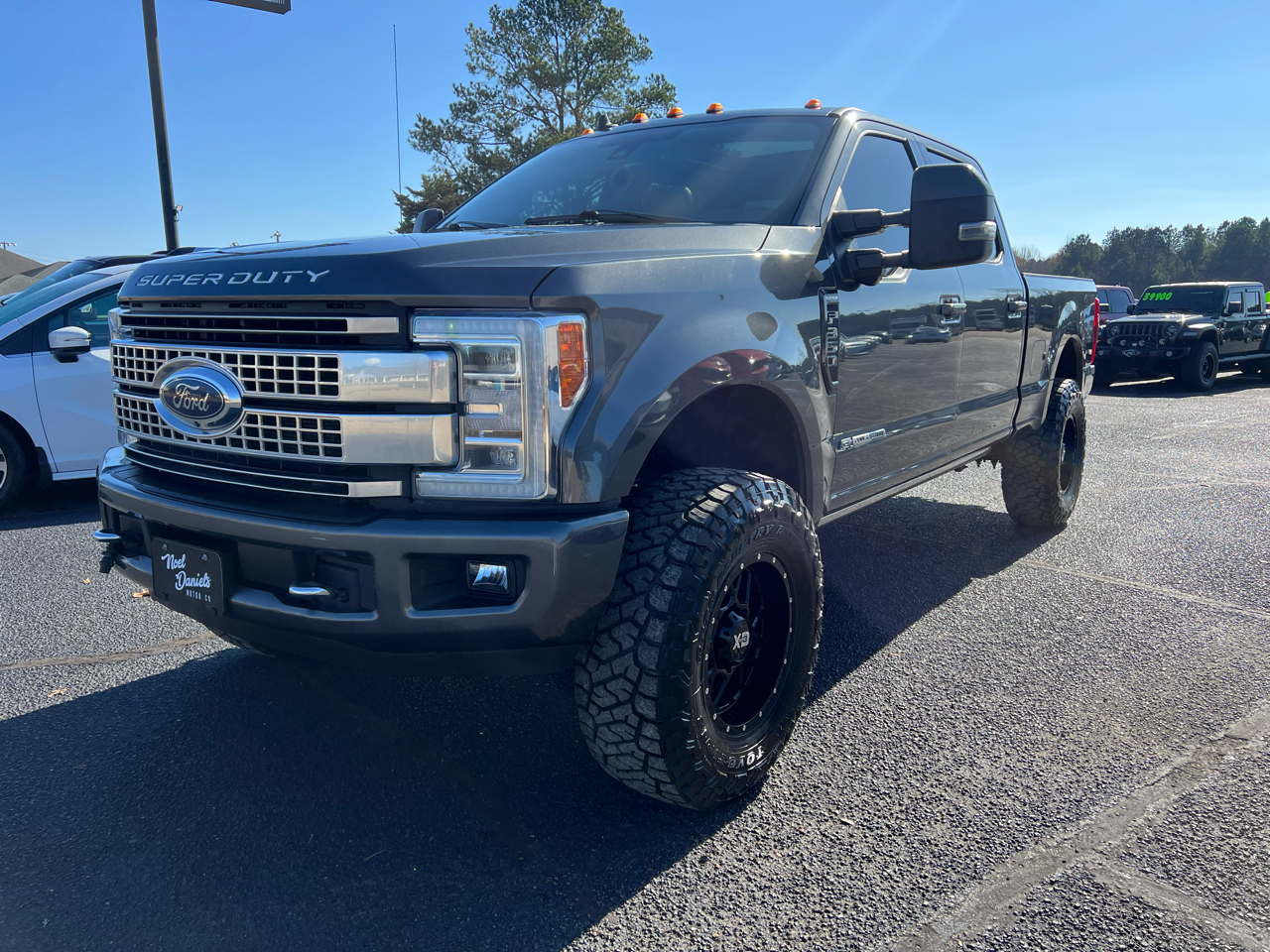 Ford F-350 SD Platinum Crew Cab 4WD 2019