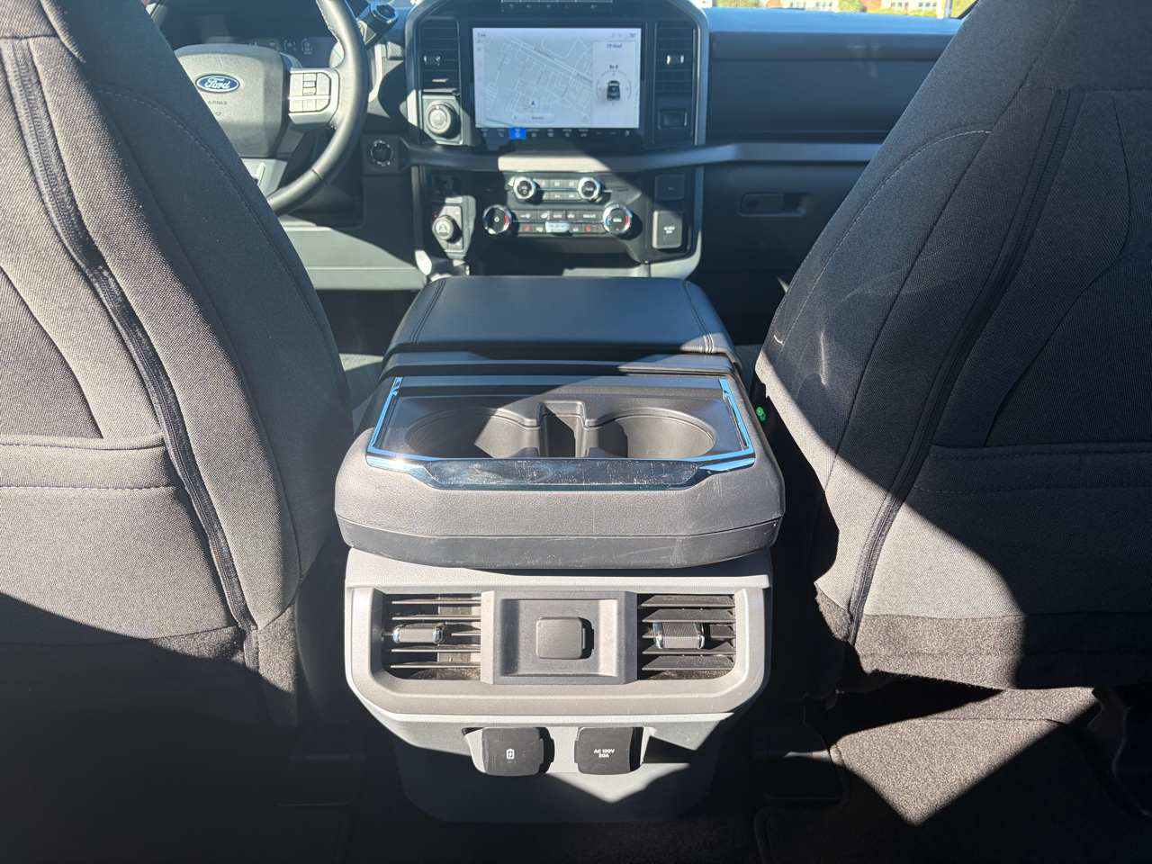 Ford F-150 XLT SuperCrew 4WD 2024