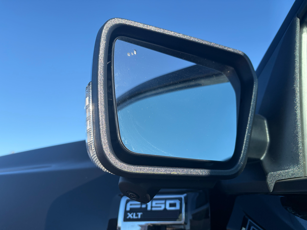 Ford F-150 XLT SuperCrew 4WD 2024