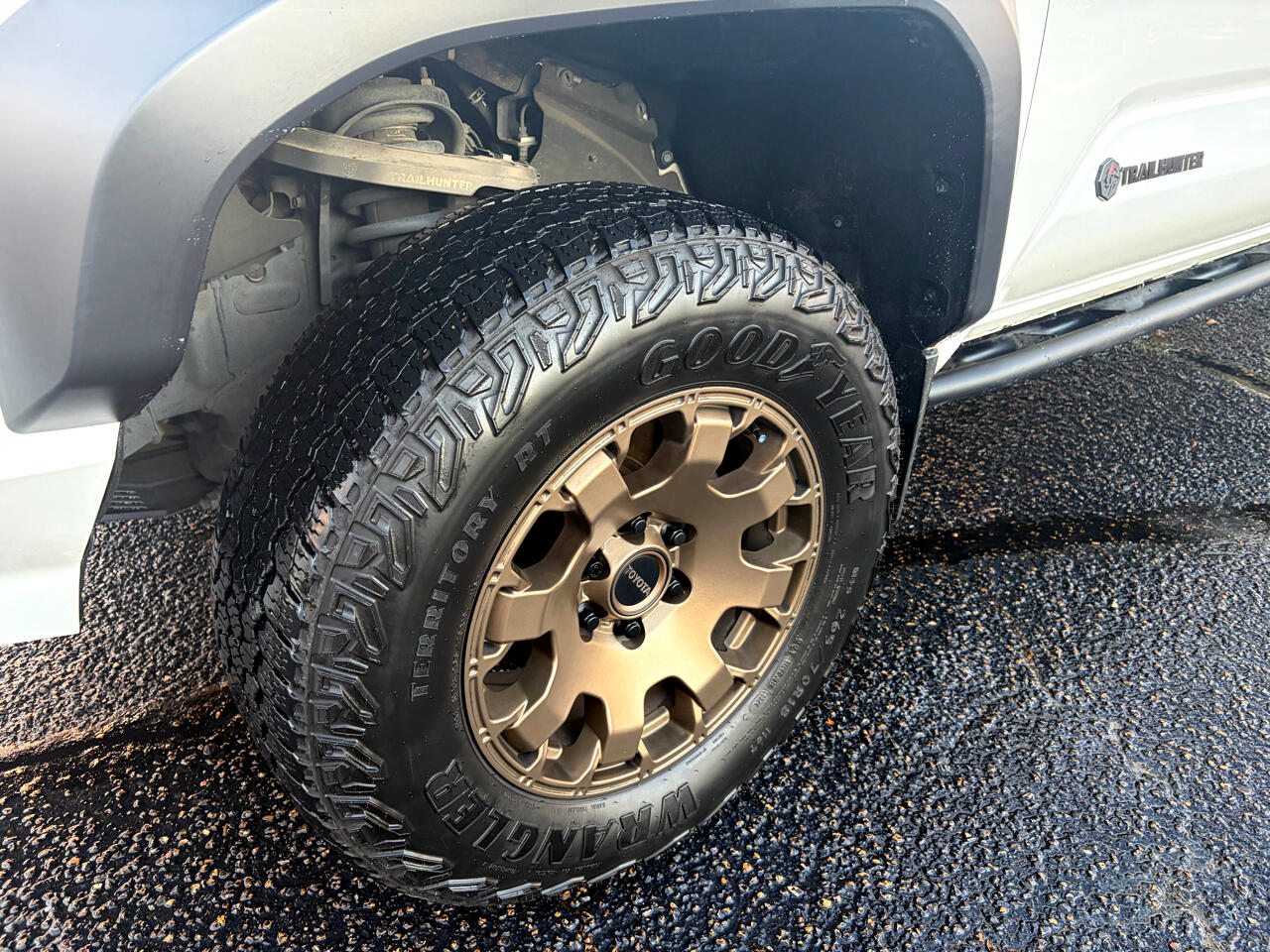 Toyota Tacoma Double Cab 4WD 2024