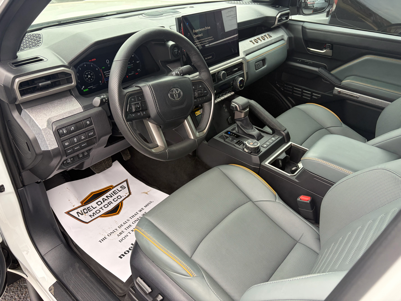 Toyota Tacoma Double Cab 4WD 2024