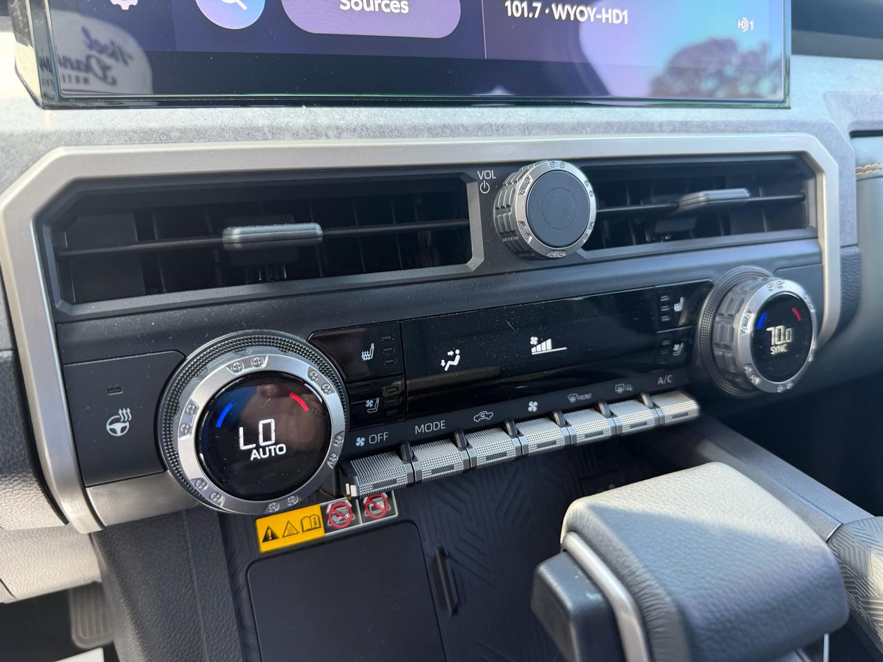 Toyota Tacoma  2024