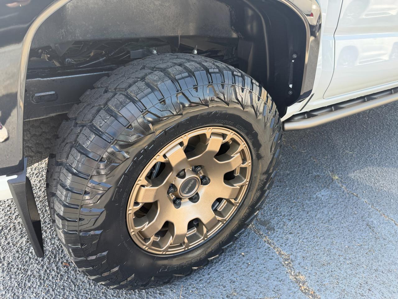 Toyota Tacoma  2024