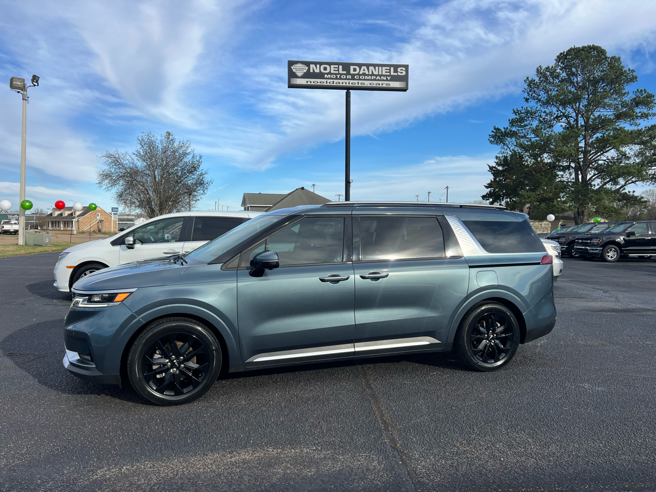 2022 Kia Carnival SX Prestige's photo