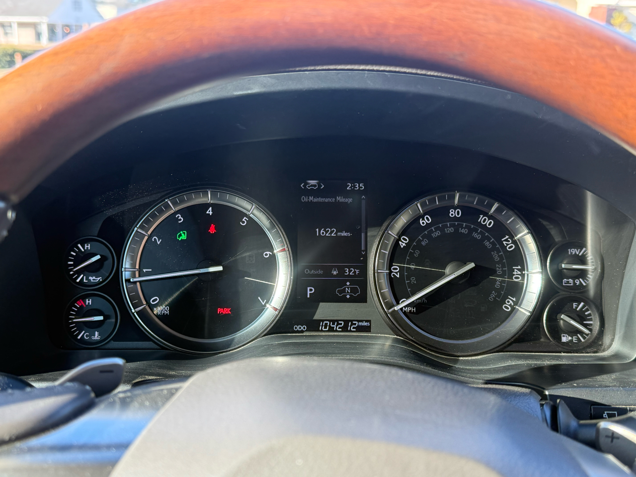 Lexus LX 570 Three-Row 2019