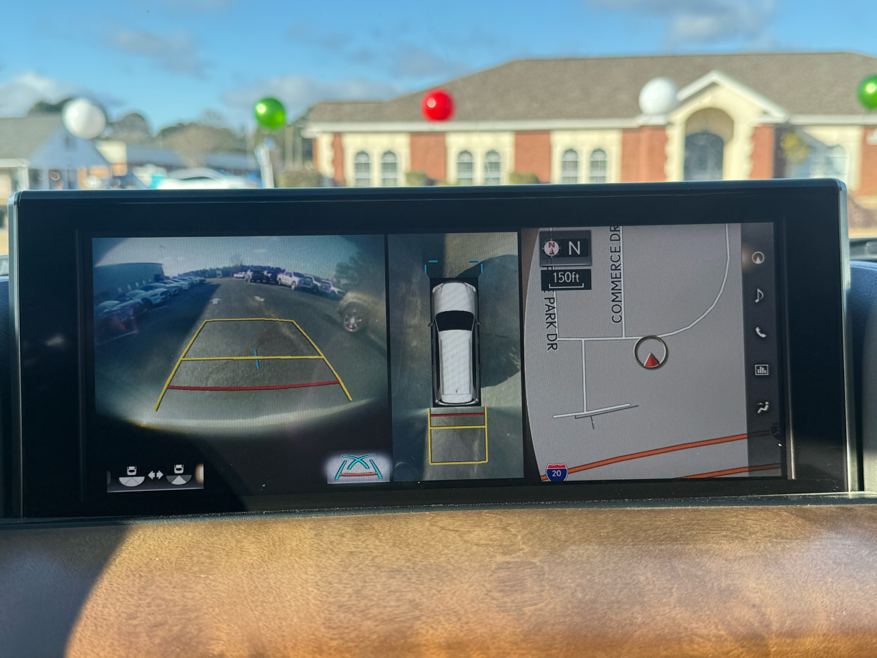 Lexus LX 570 Three-Row 2019