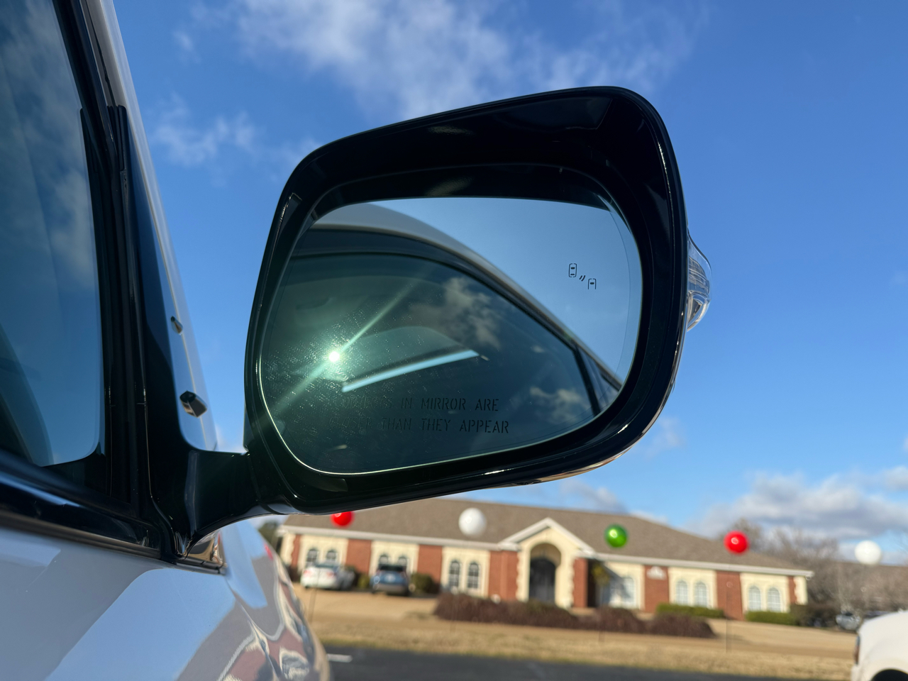 Lexus LX 570 Three-Row 2019