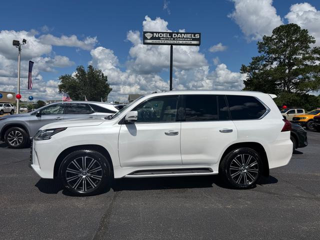 White 2019 Lexus LX 570 3-Row 4WD SUV / Crossover All-Wheel Drive Automatic