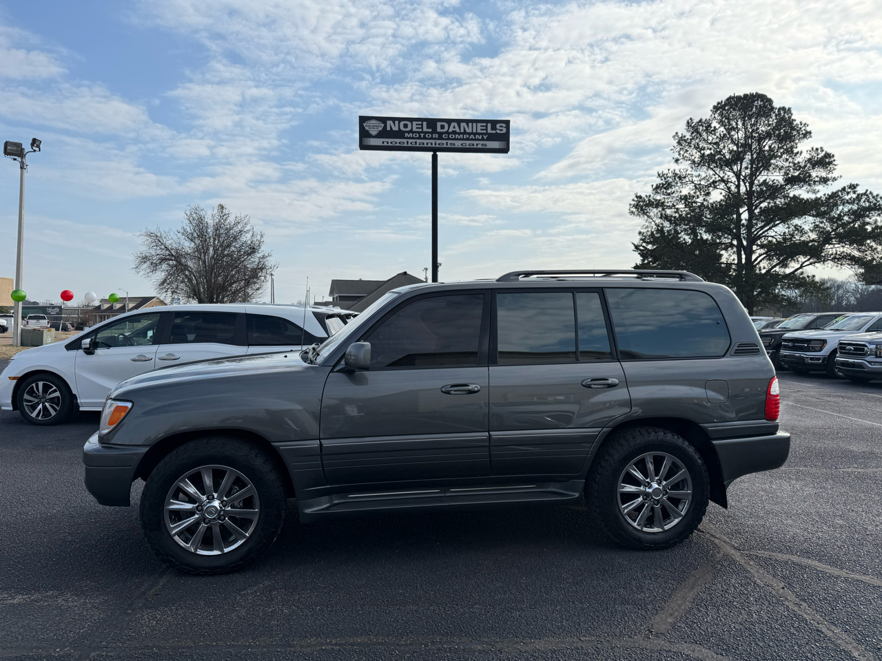 2001 Lexus LX 470