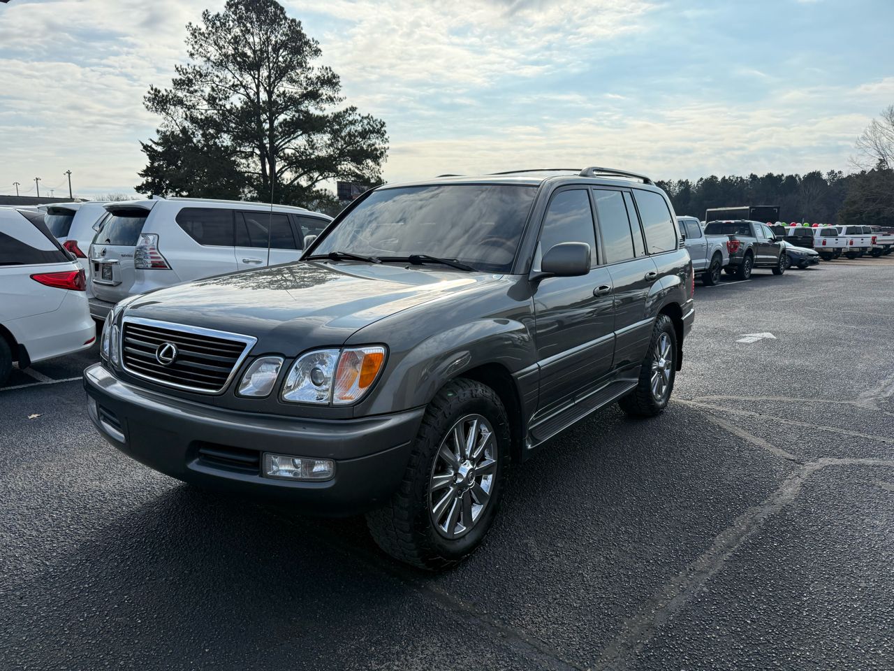 Lexus LX 470 Base 2001