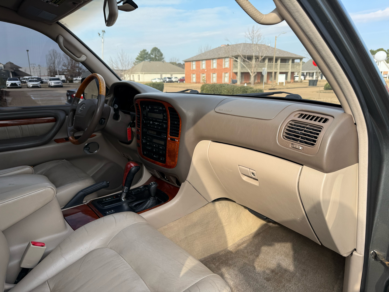 Lexus LX 470 Base 2001