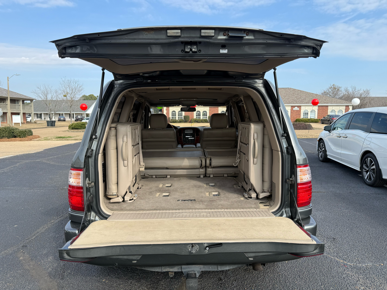 Lexus LX 470 Base 2001