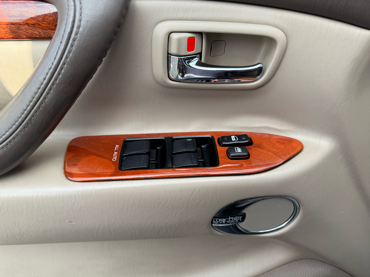 Lexus LX 470 Base 2001