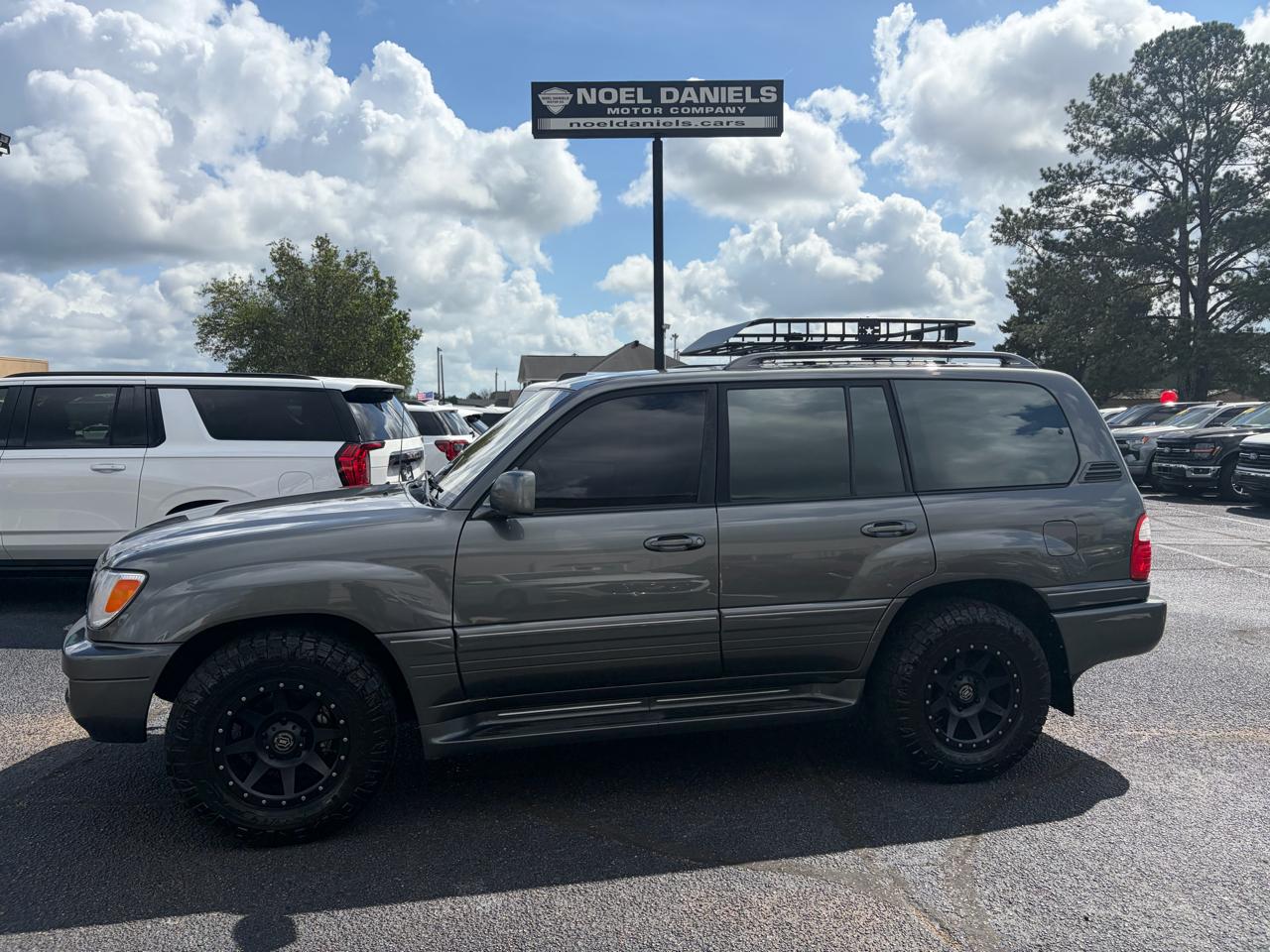 Lexus LX 470 Base 2001