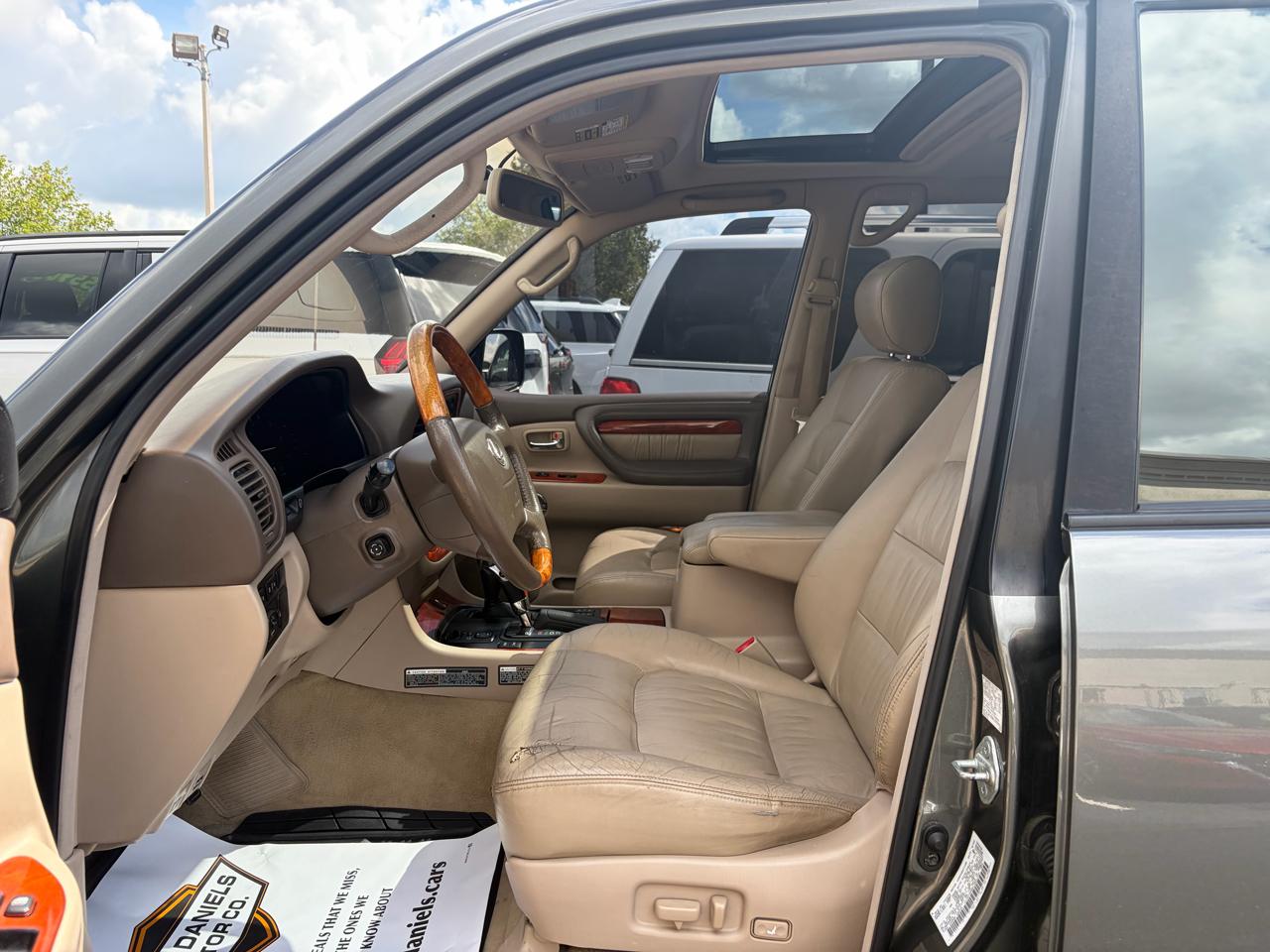 Lexus LX 470 Base 2001