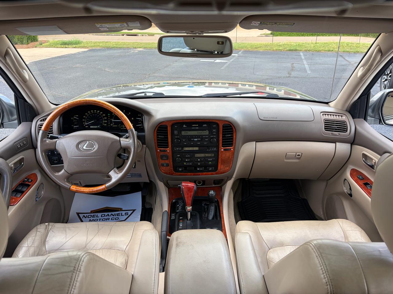 Lexus LX 470 Base 2001