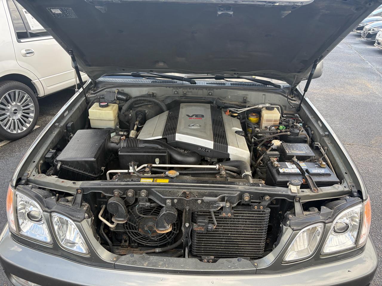 Lexus LX 470 Base 2001