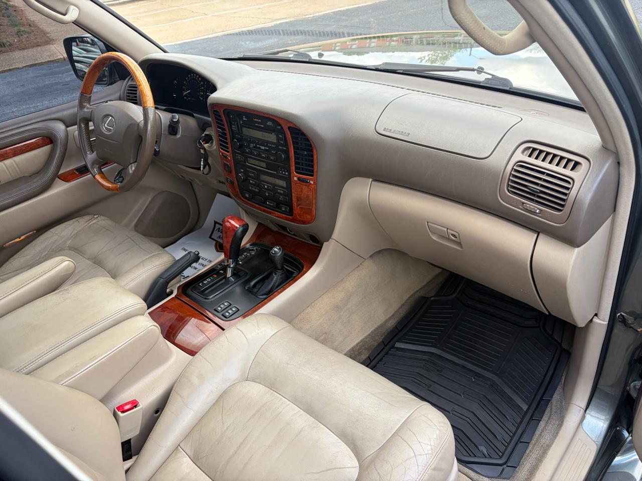 Lexus LX 470 Base 2001