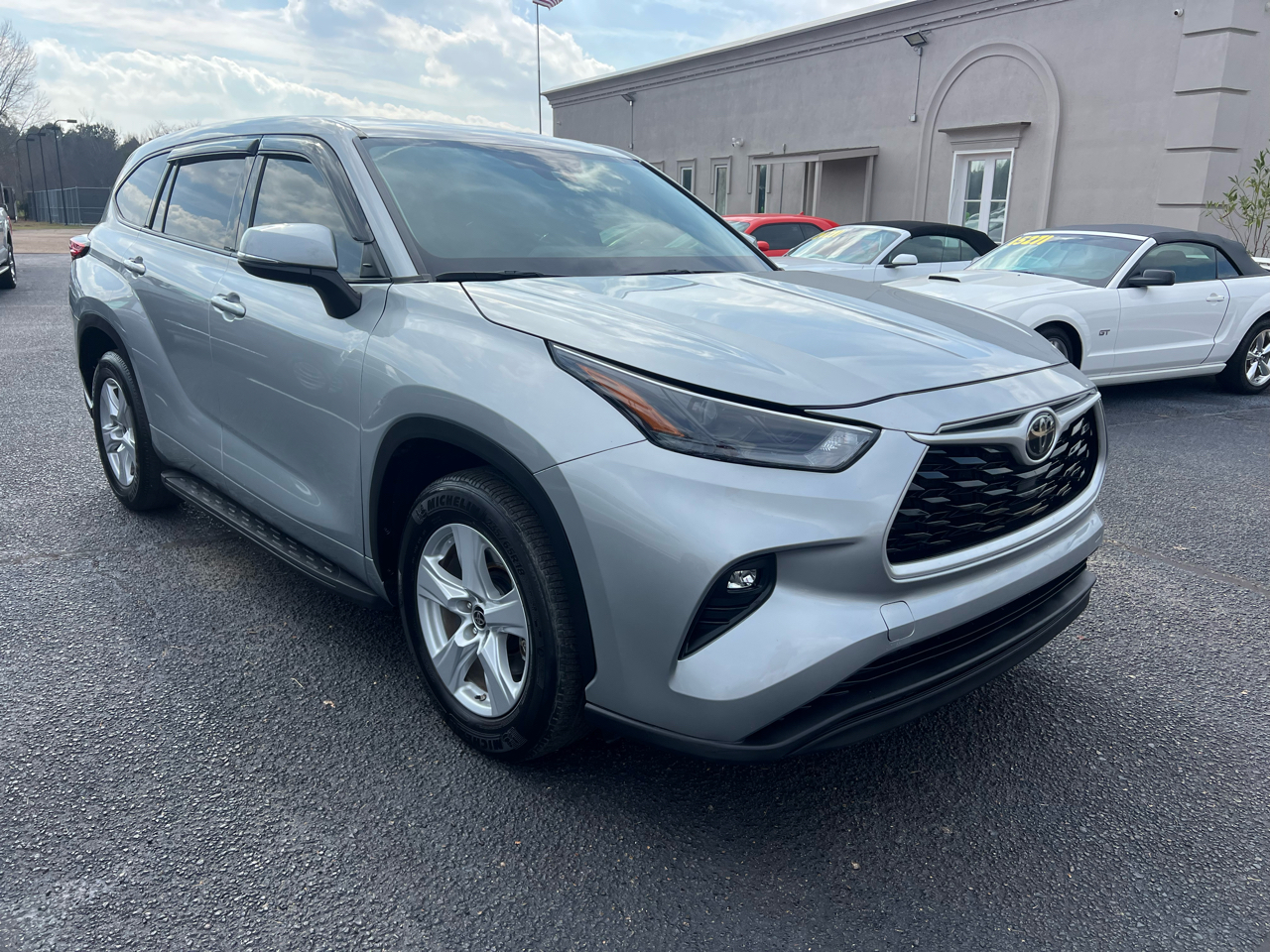 Toyota Highlander LE 2022