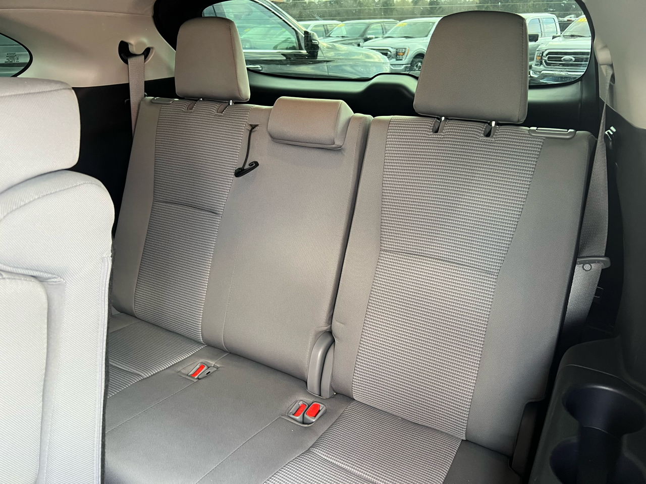 Toyota Highlander LE 2022