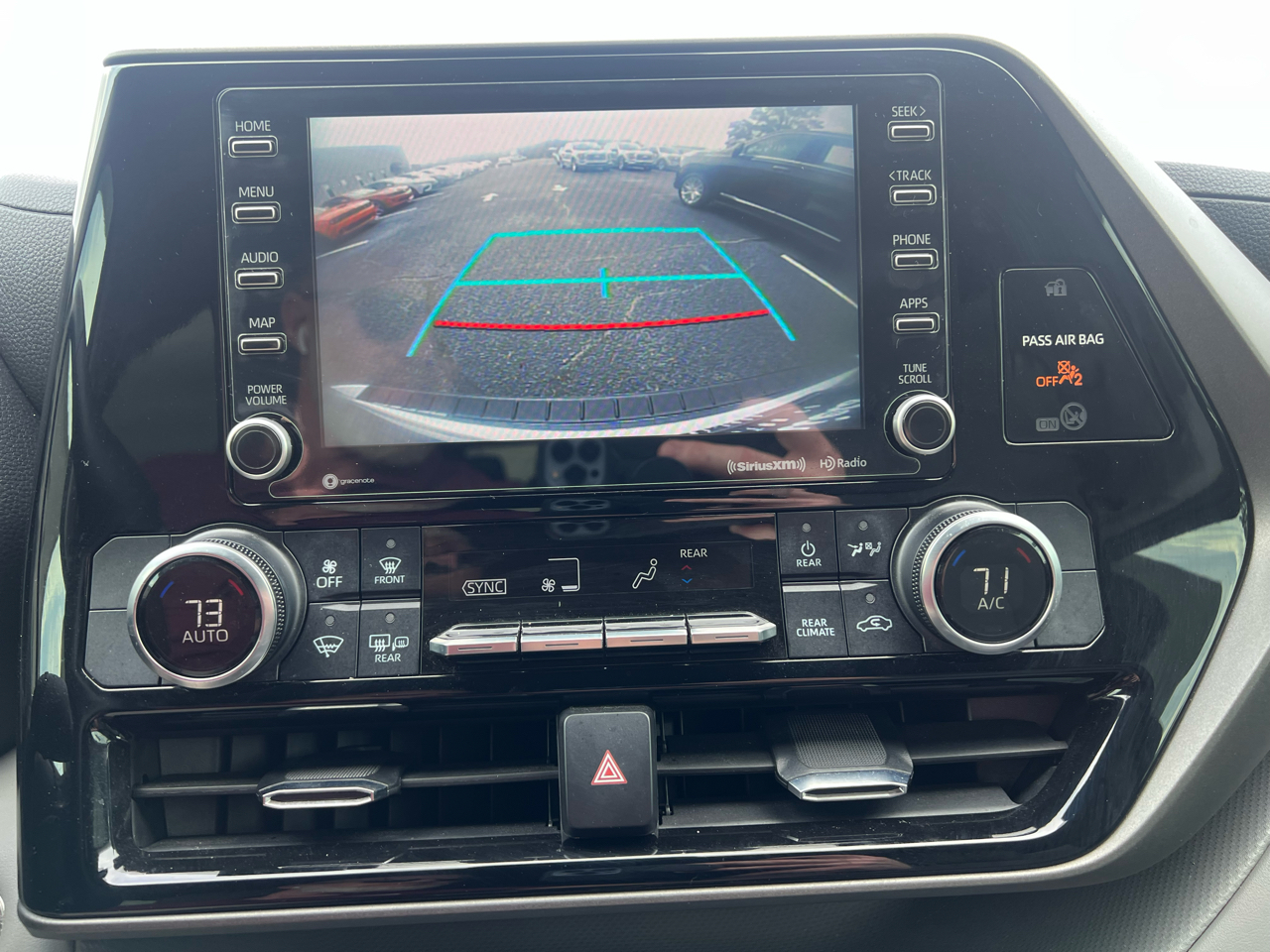 Toyota Highlander LE 2022