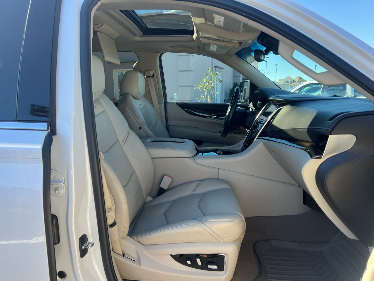 Cadillac Escalade ESV Premium Luxury 2019