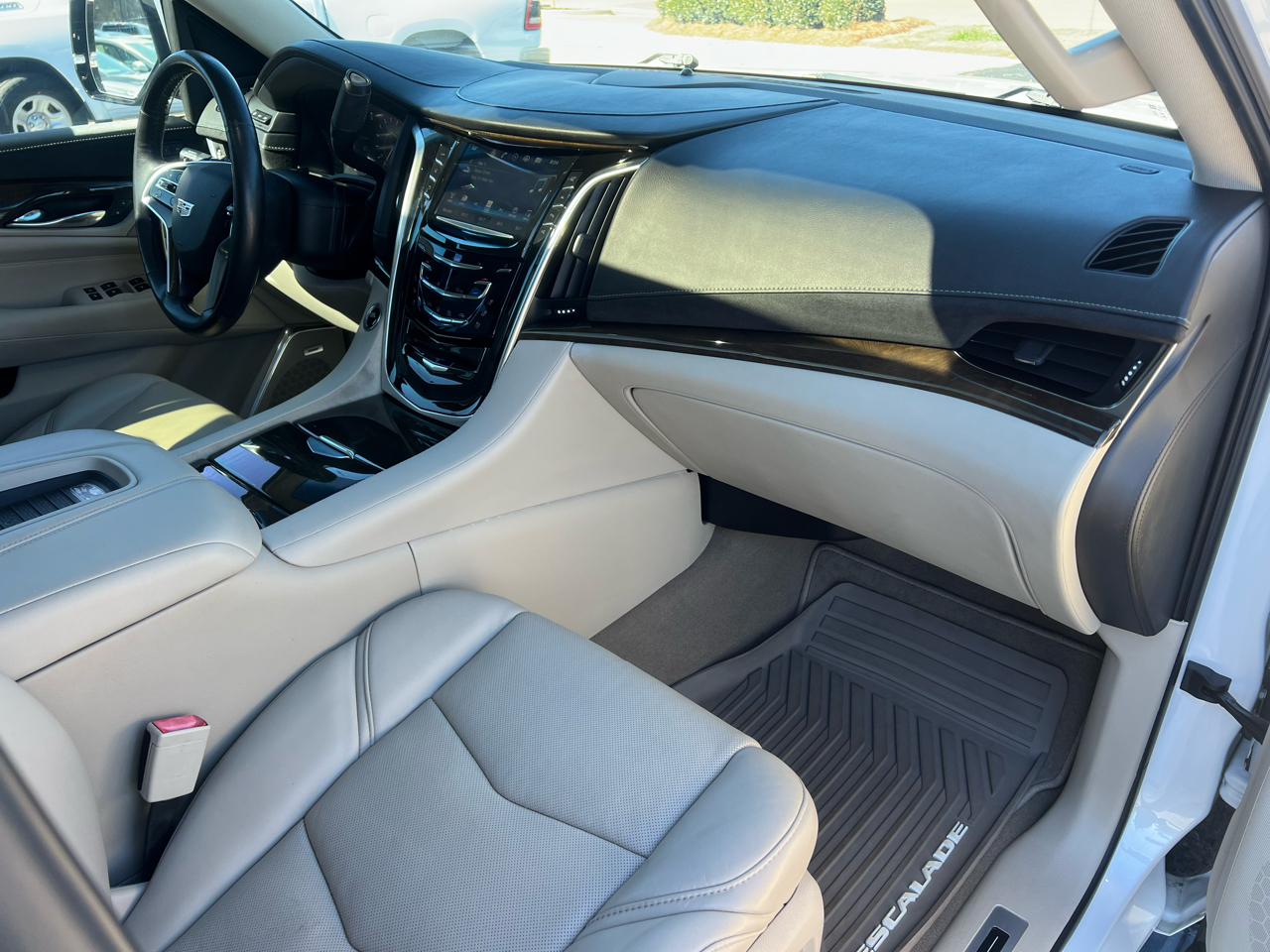 Cadillac Escalade ESV Premium Luxury 2019