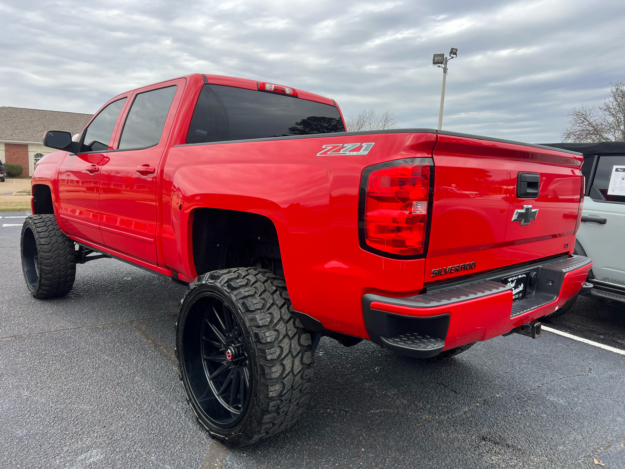 Chevrolet Silverado 1500 LT Crew Cab 4WD 2017