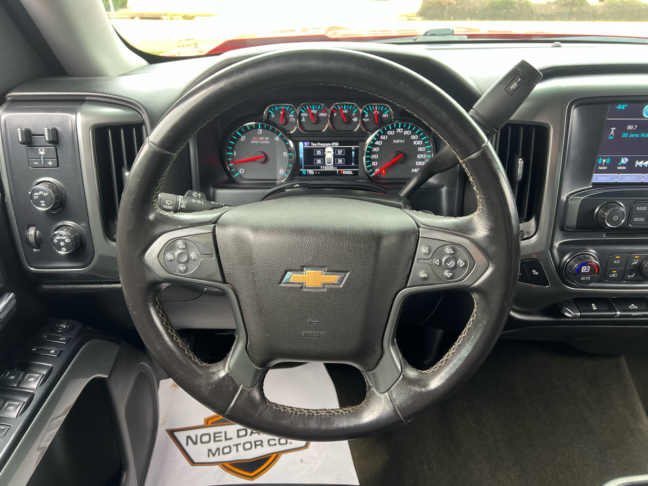 Chevrolet Silverado 1500 LT Crew Cab 4WD 2017