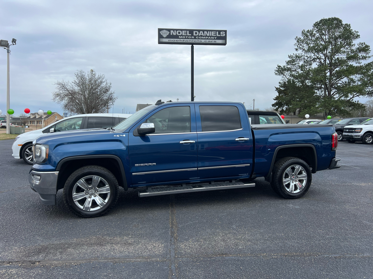 2016 GMC Sierra 1500 SLT Crew Cab 4WD
