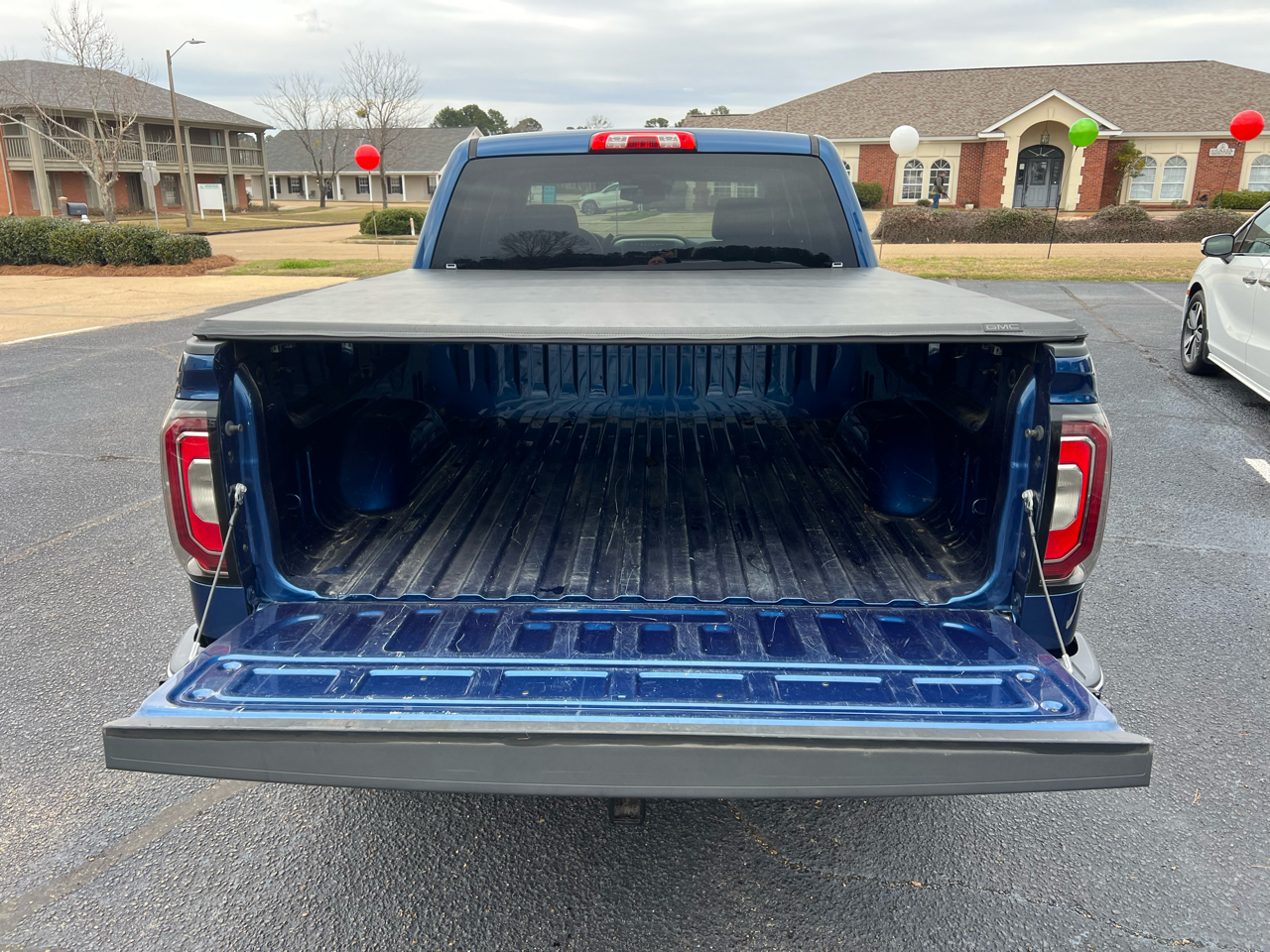 GMC Sierra 1500 SLT Crew Cab 4WD 2016