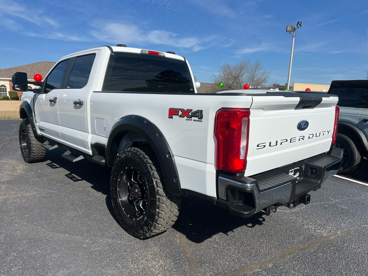 Ford F-250 SD XL Crew Cab 4WD 2023