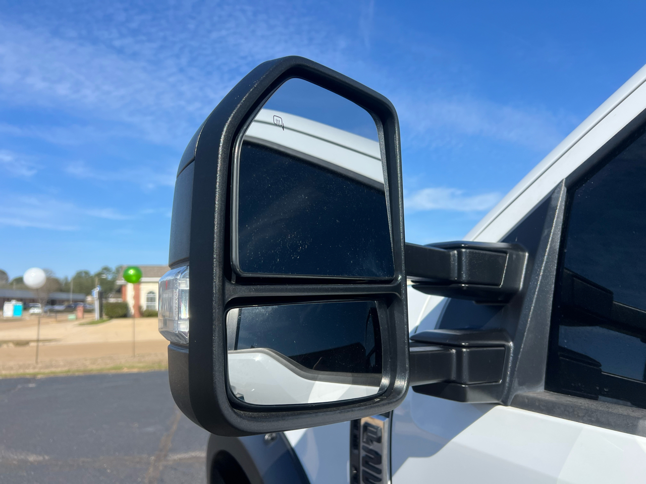 Ford F-250 SD XL Crew Cab 4WD 2023