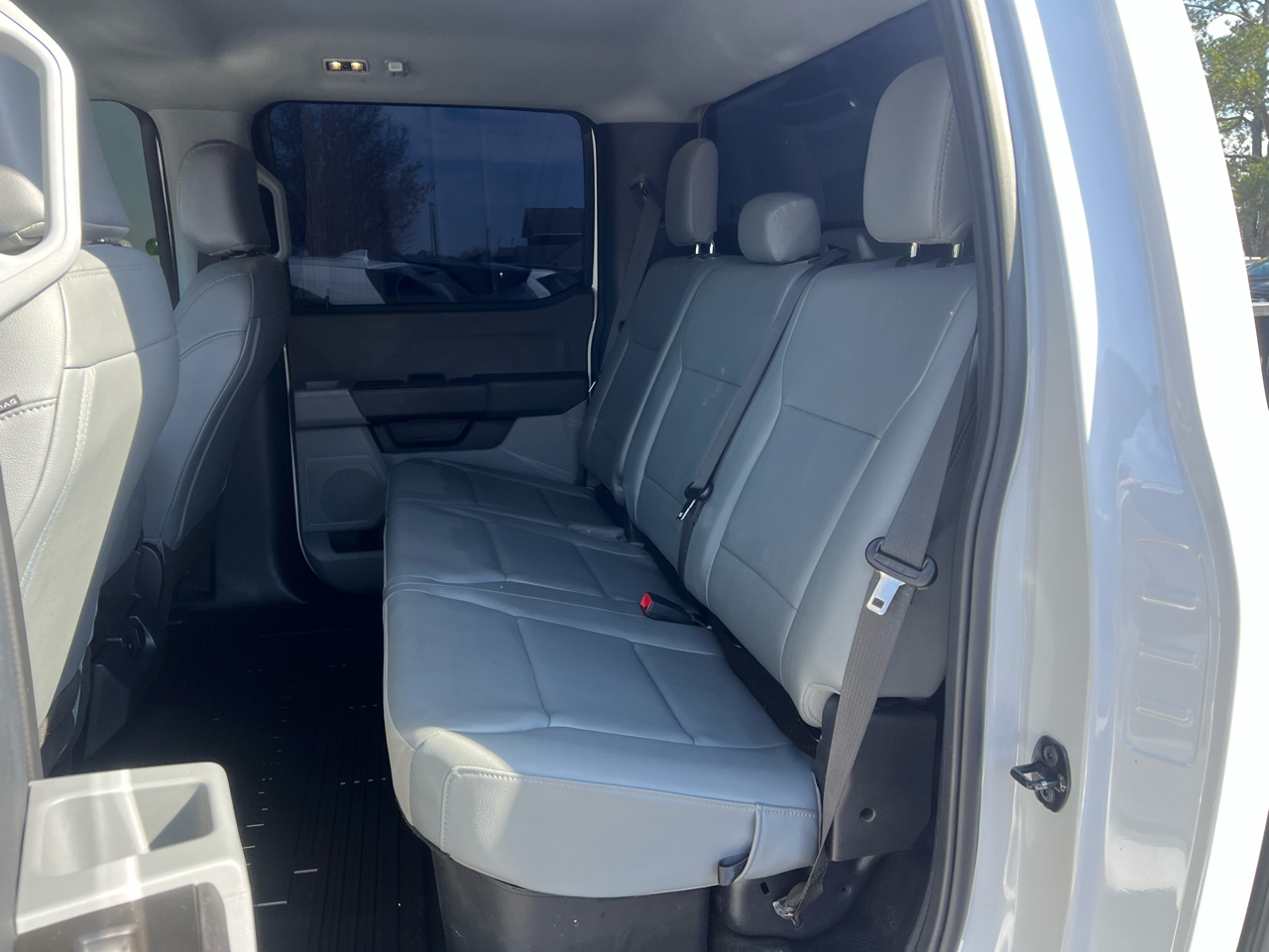 Ford F-250 SD XL Crew Cab 4WD 2023