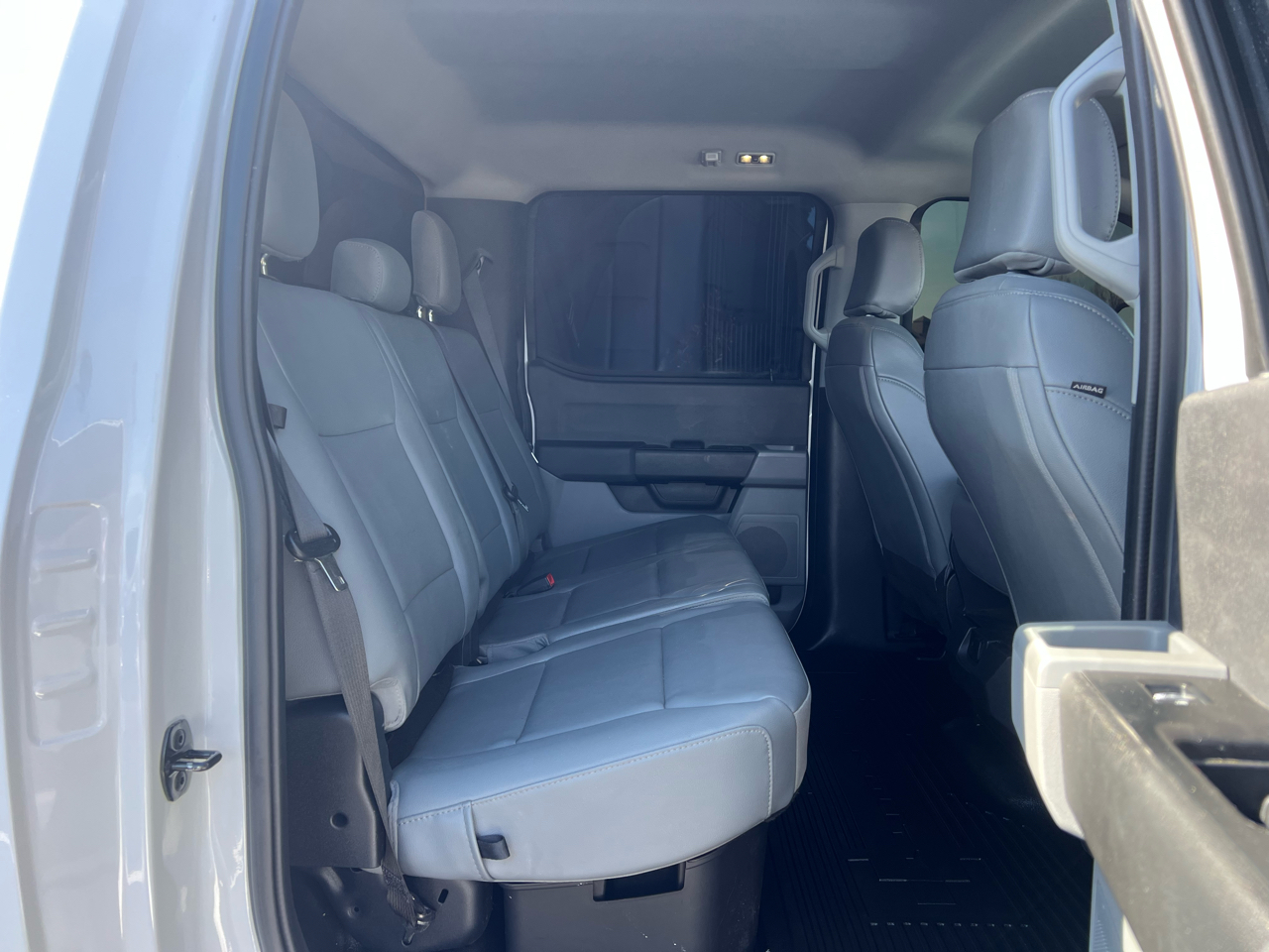 Ford F-250 SD XL Crew Cab 4WD 2023