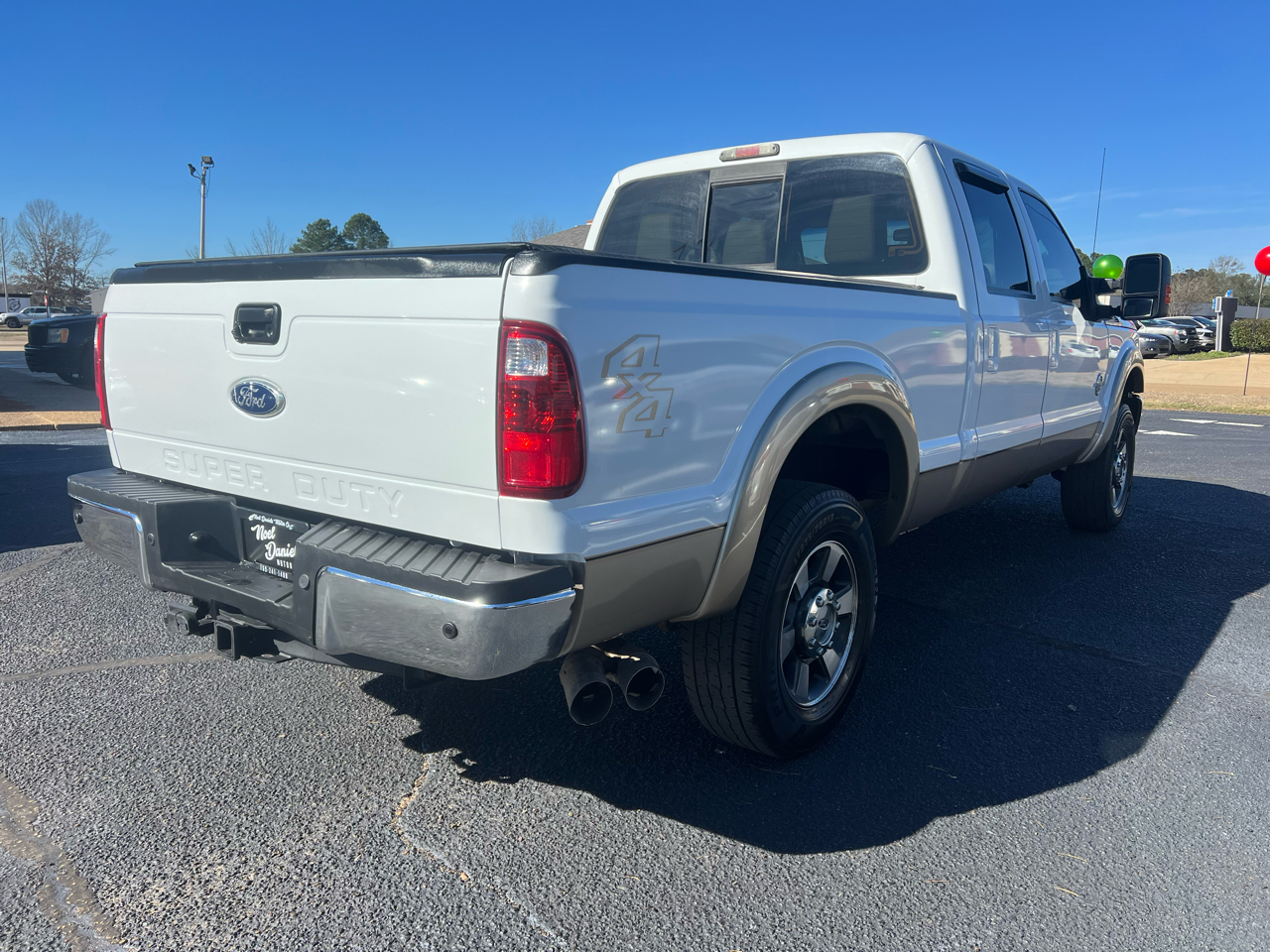 Ford F-250 SD Lariat Crew Cab 4WD 2011