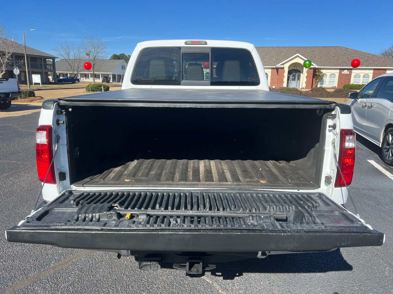 Ford F-250 SD Lariat Crew Cab 4WD 2011